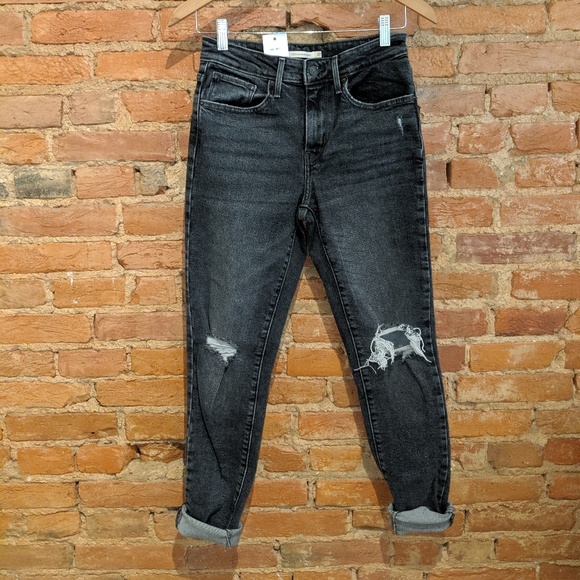 Highwaisted Stretch Levi's - Picture 1 of 6